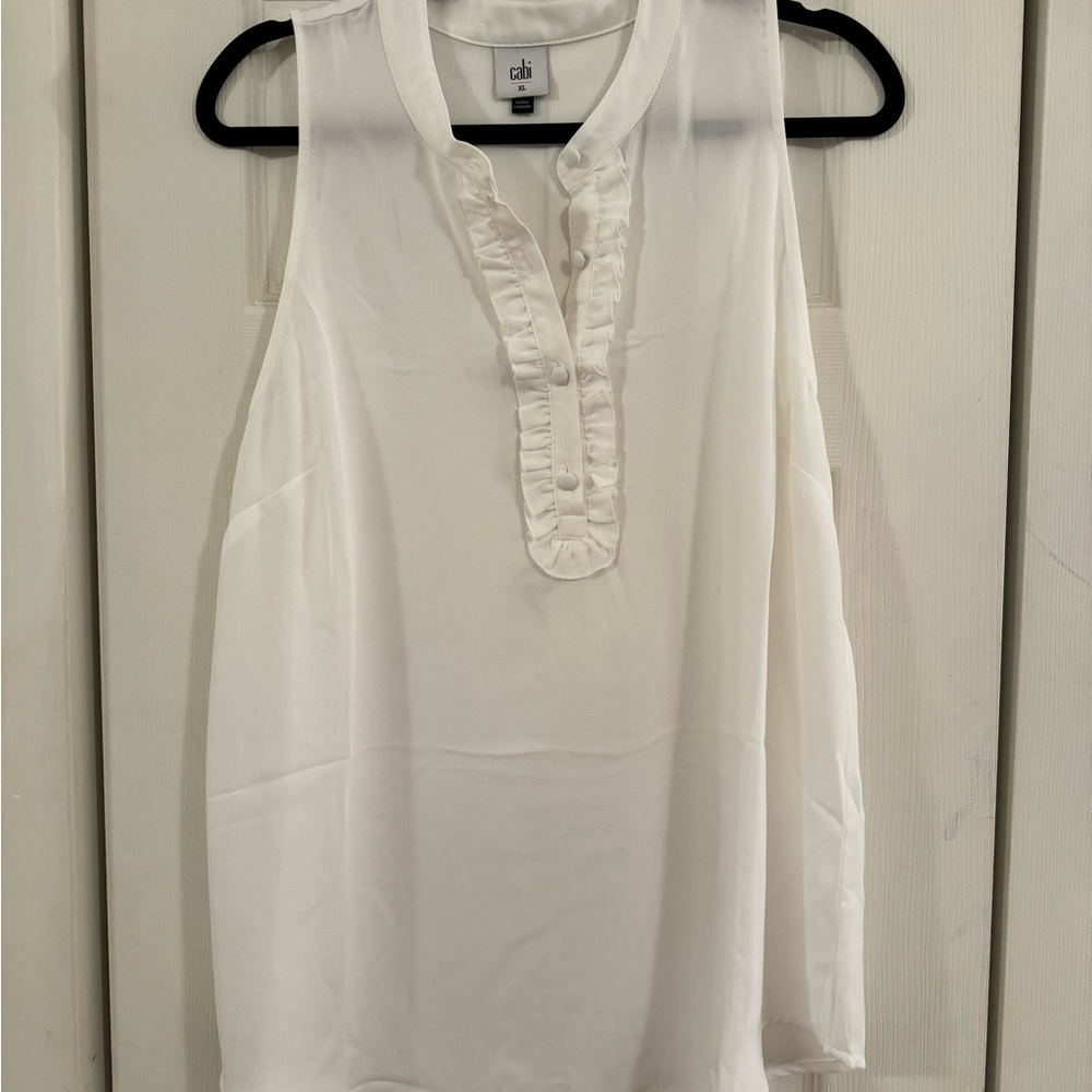 Style #6315 - Frill Top - Spring ‘23
White with Ruffle/Button Front, XL